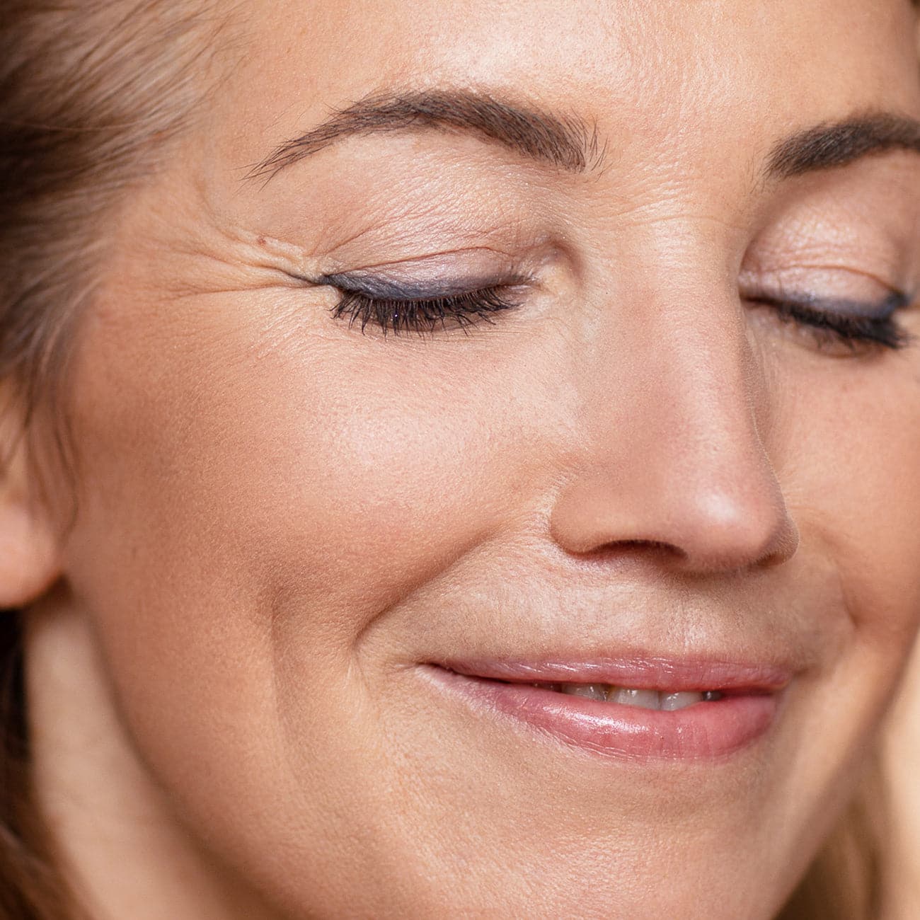 Lash Line Eyeliner For Mature Eyes