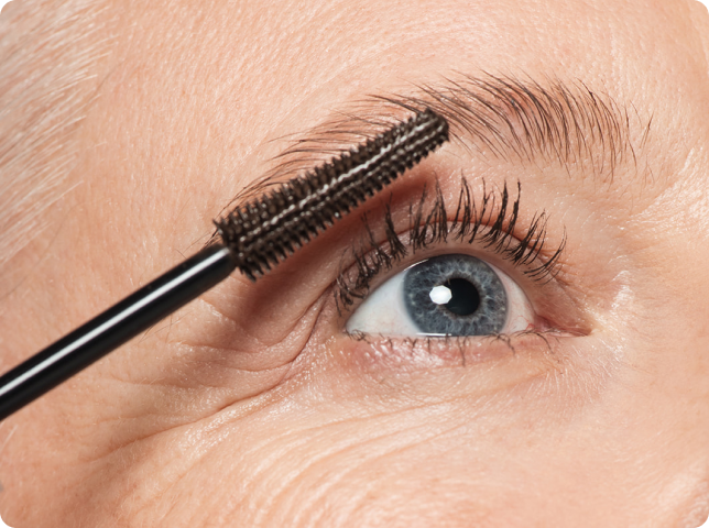 VolumeCare+ brush coating short, thinning lashes